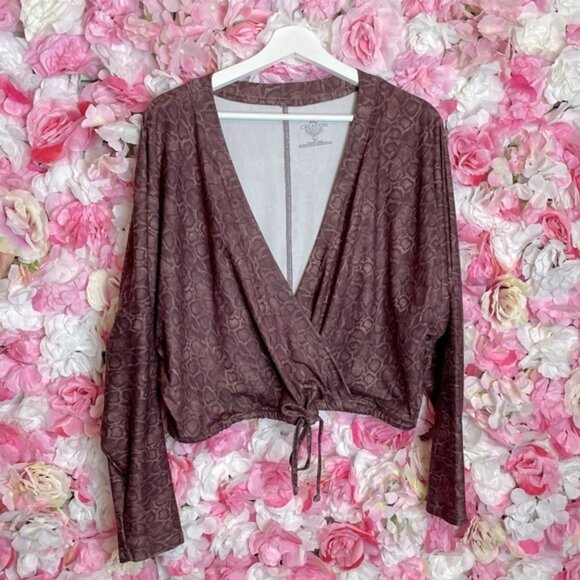 Evolution and Creation Yoga Wrap Top Sz L - Picture 1 of 5